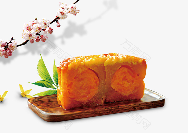 免抠棕色盘子里的月饼